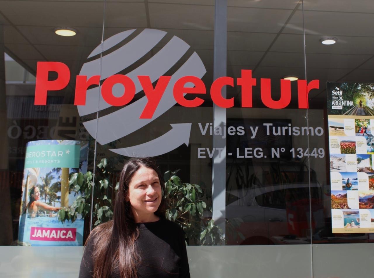 Alicia, asesora de viajes en Proyectur Viajes